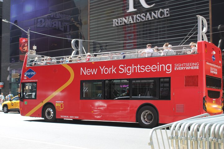 New York Skyline Water and Land Experience - Photo 1 of 5